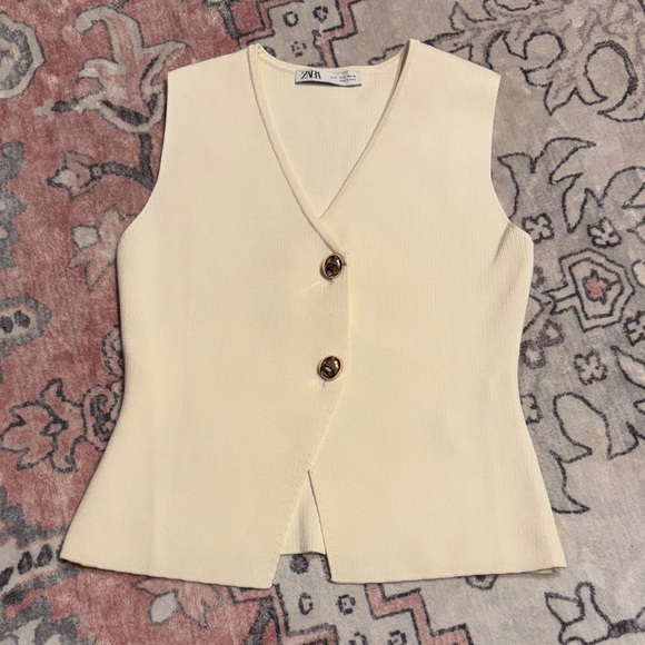 Zara Ivory Buttoned Sweater Vest, Sz Small, Gold buttons - Picture 3 of 11